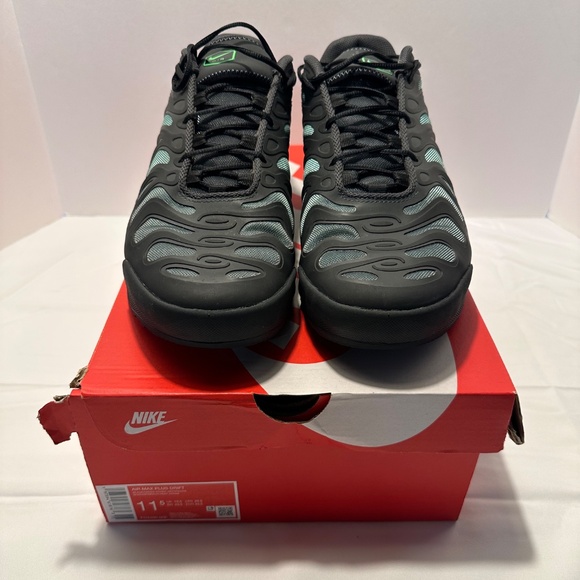Men’s Nike Air Max Plus Drift - Picture 2 of 7